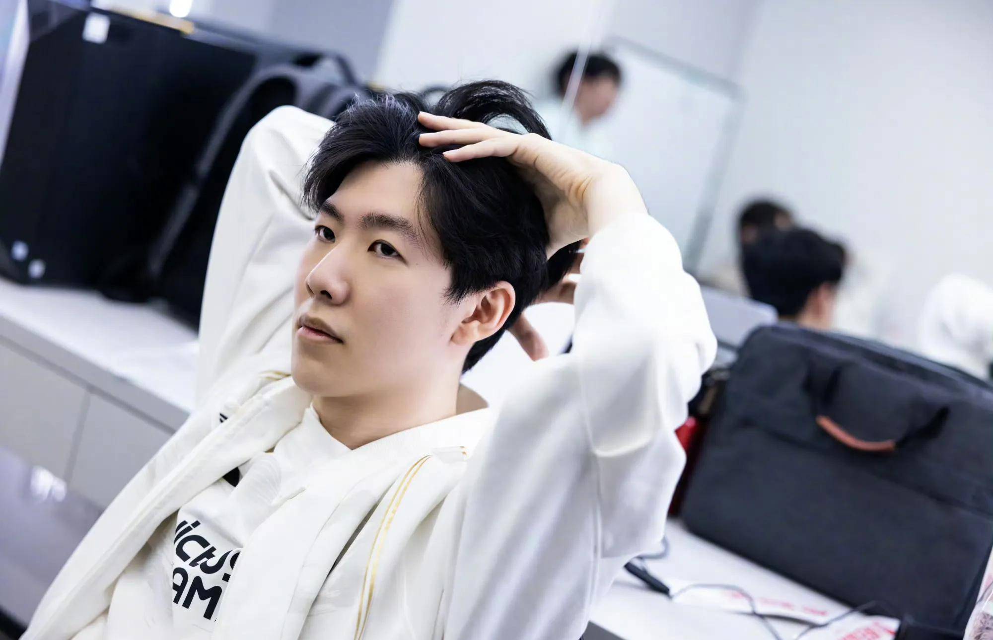 个好榜样 个好榜样