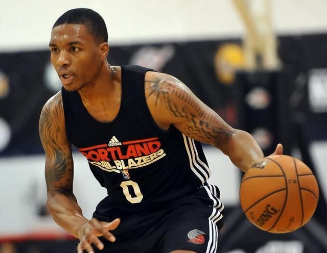 这无疑为她 这无疑为她